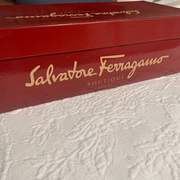 Women's Vintage Red Salvatore Ferragamo Shoes - Picture 3 of 11